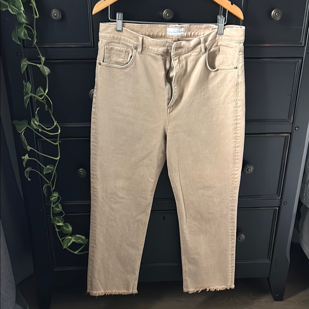 LOFT size 14 ‘High Waist Straight Crop’ Denim, Frayed Edge 98% Cotton 2% Spandex